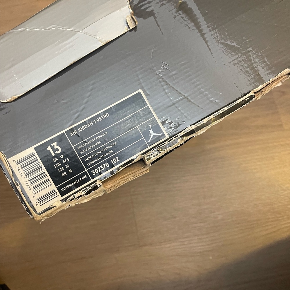 Used Men’s Air Jordan Retro 9 - Picture 2 of 10